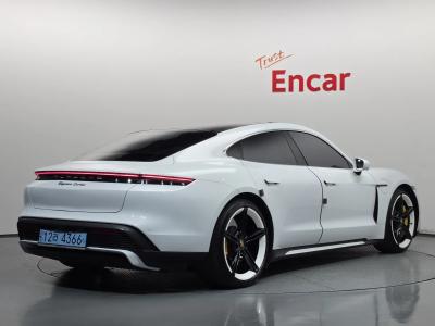 2021 Porsche Taycan