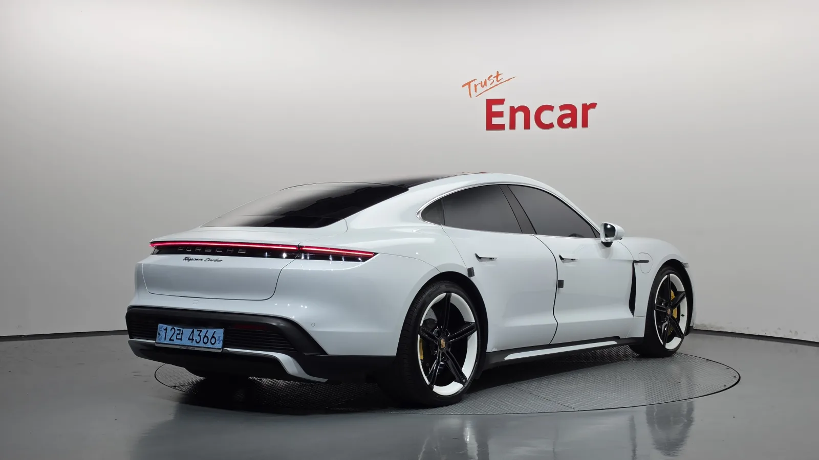 2021 Porsche Taycan