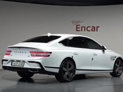 2025 Genesis G80