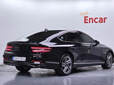 2025 Genesis G80