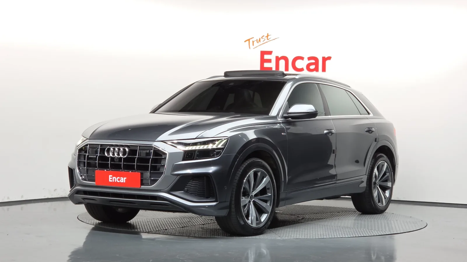 2021 Audi Q8