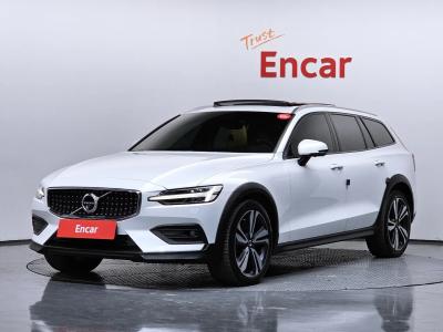 2021 Volvo V60