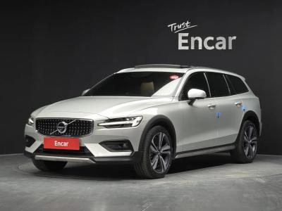 2021 Volvo V60