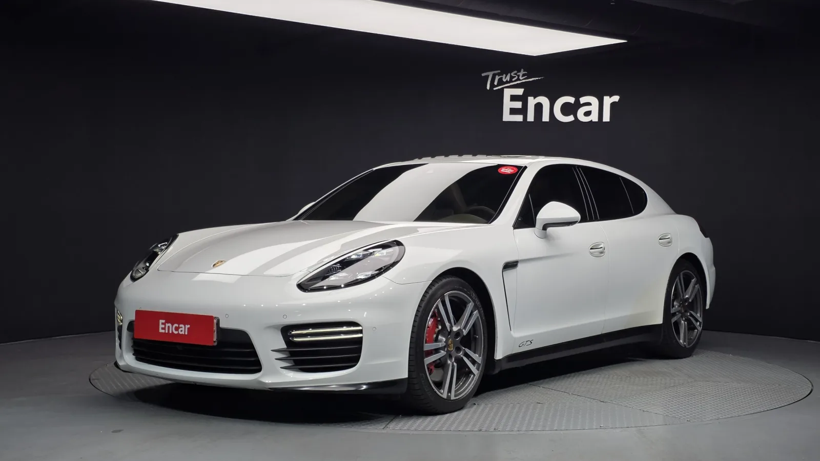 2016 Porsche Panamera