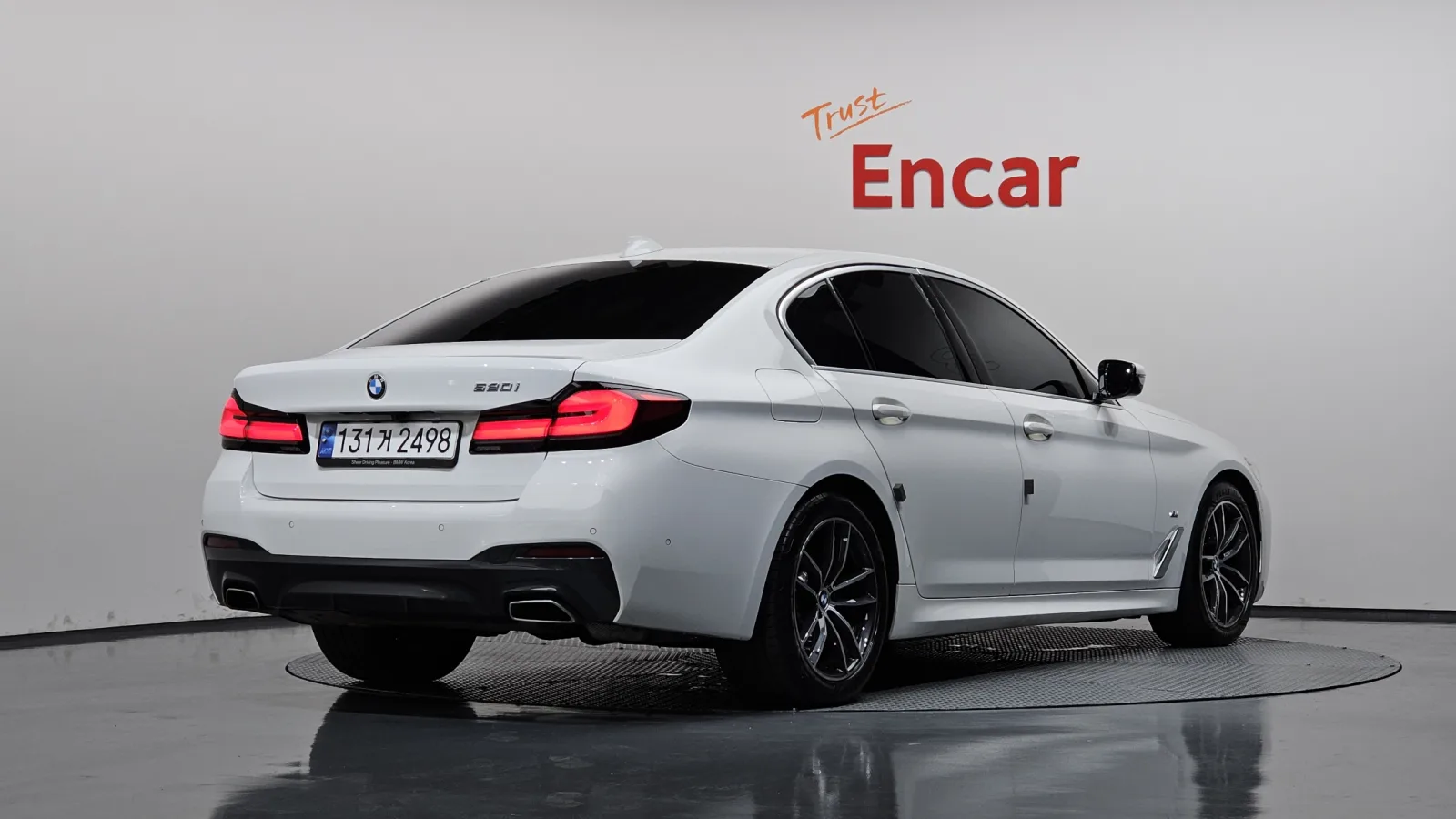 2023 BMW 5-Series