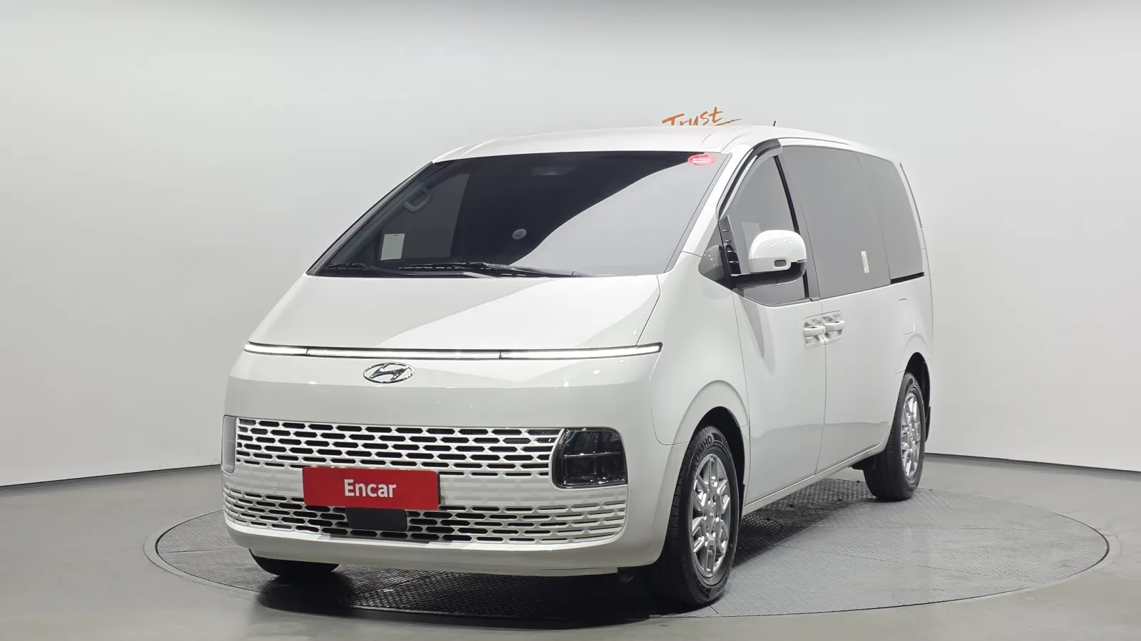 2023 Hyundai Staria