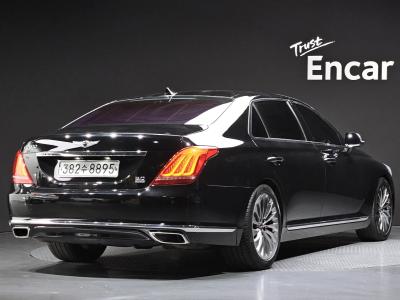 2016 Genesis EQ900