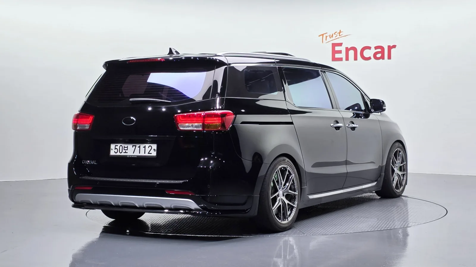 2018 Kia Carnival