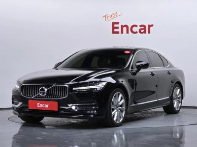 2020 Volvo S90