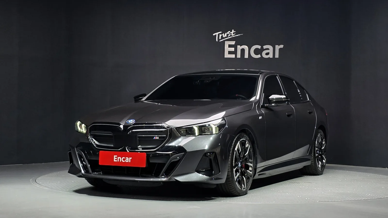 2024 BMW i5