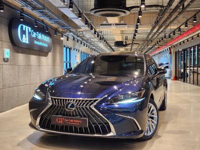 2021 Lexus ES
