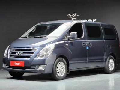 2017 Hyundai Starex