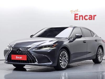 2023 Lexus ES