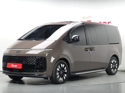 2025 Hyundai Staria