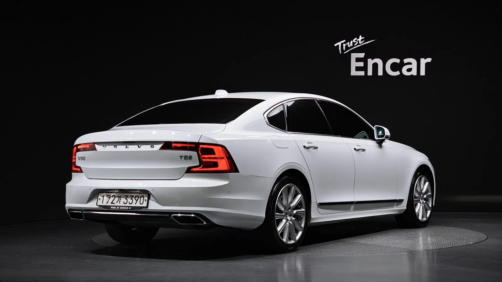 2020 Volvo S90