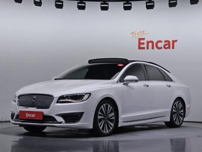 2017 Lincoln MKZ