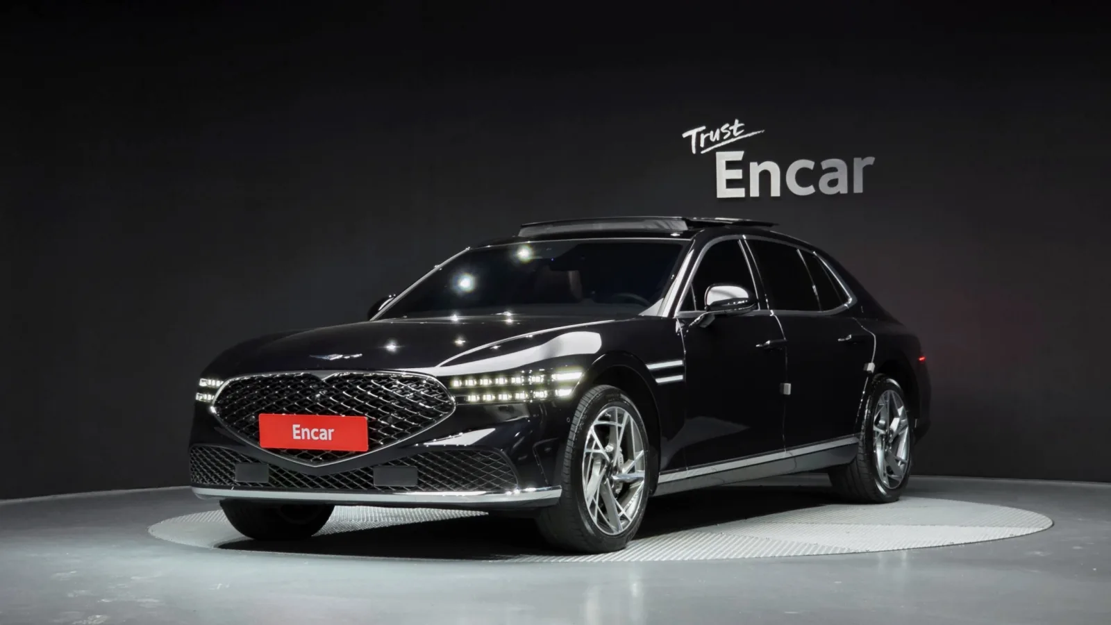 2022 Genesis G90