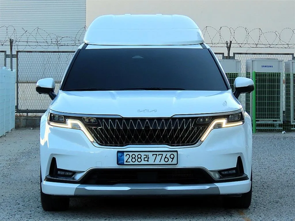 2023 Kia Carnival
