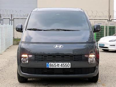 2026 Hyundai Staria