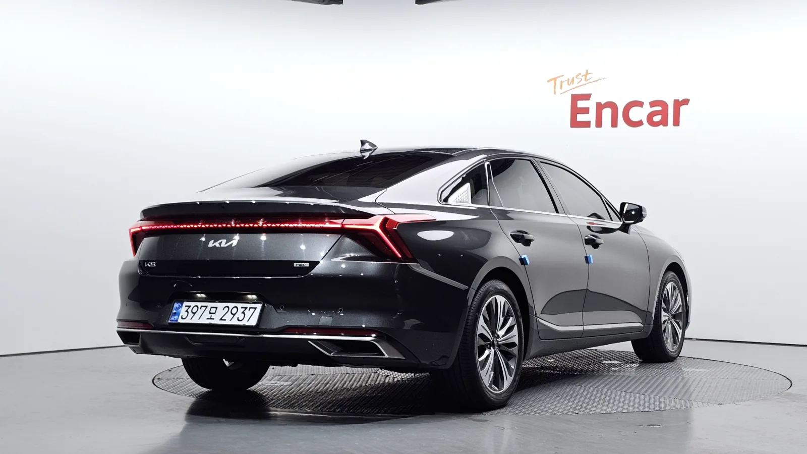 2022 Kia K8