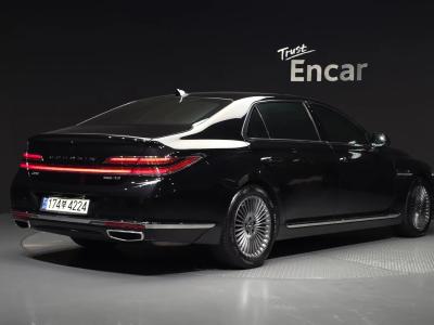 2020 Genesis G90