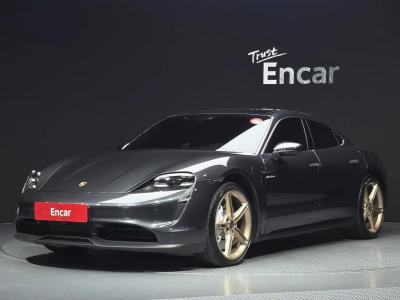 2021 Porsche Taycan
