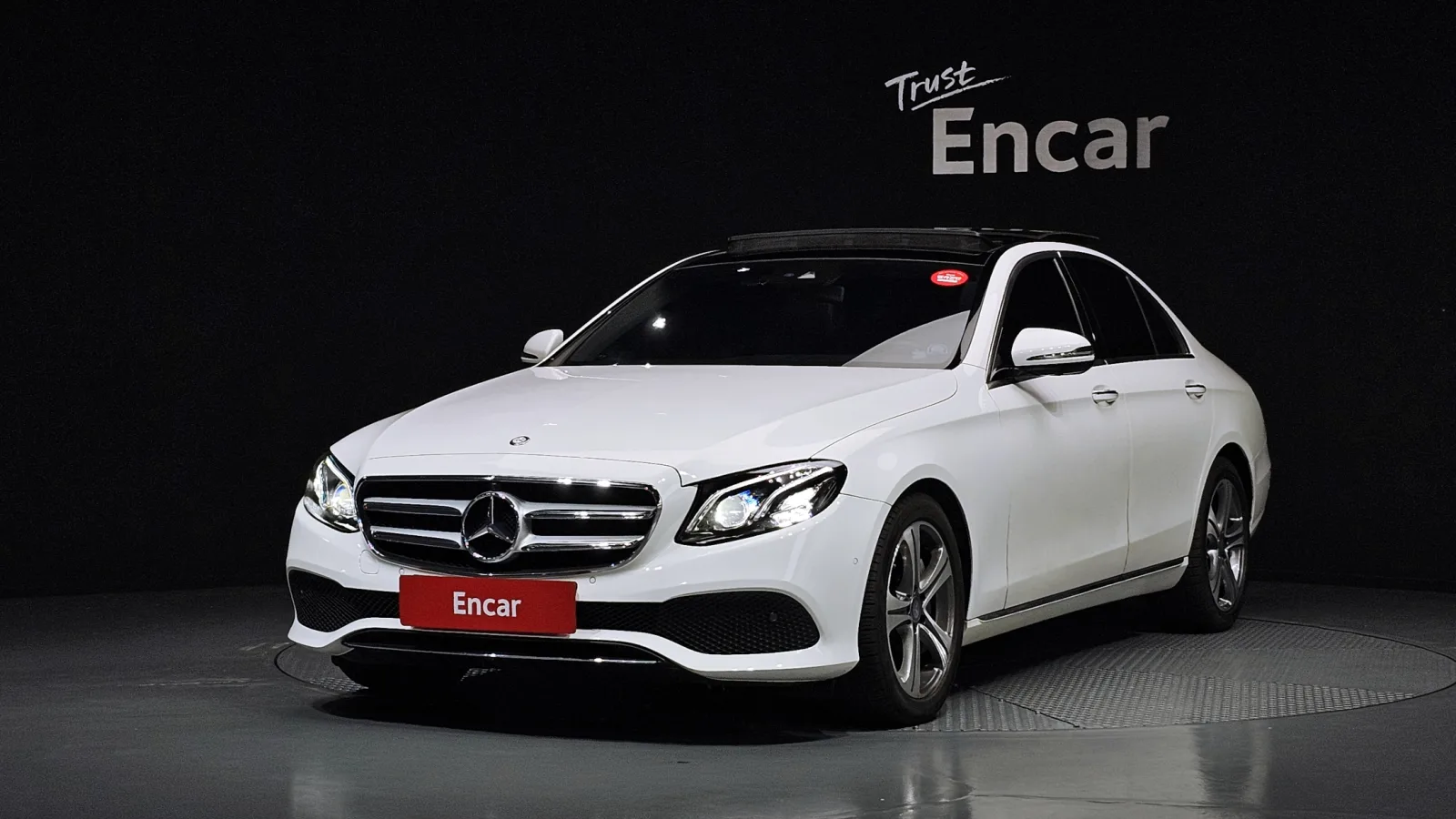2017 Mercedes-Benz E-Class