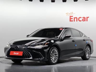 2023 Lexus ES
