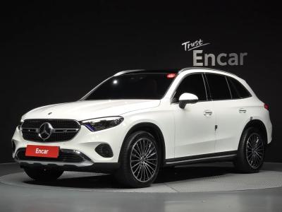 2025 Mercedes-Benz GLC-Class