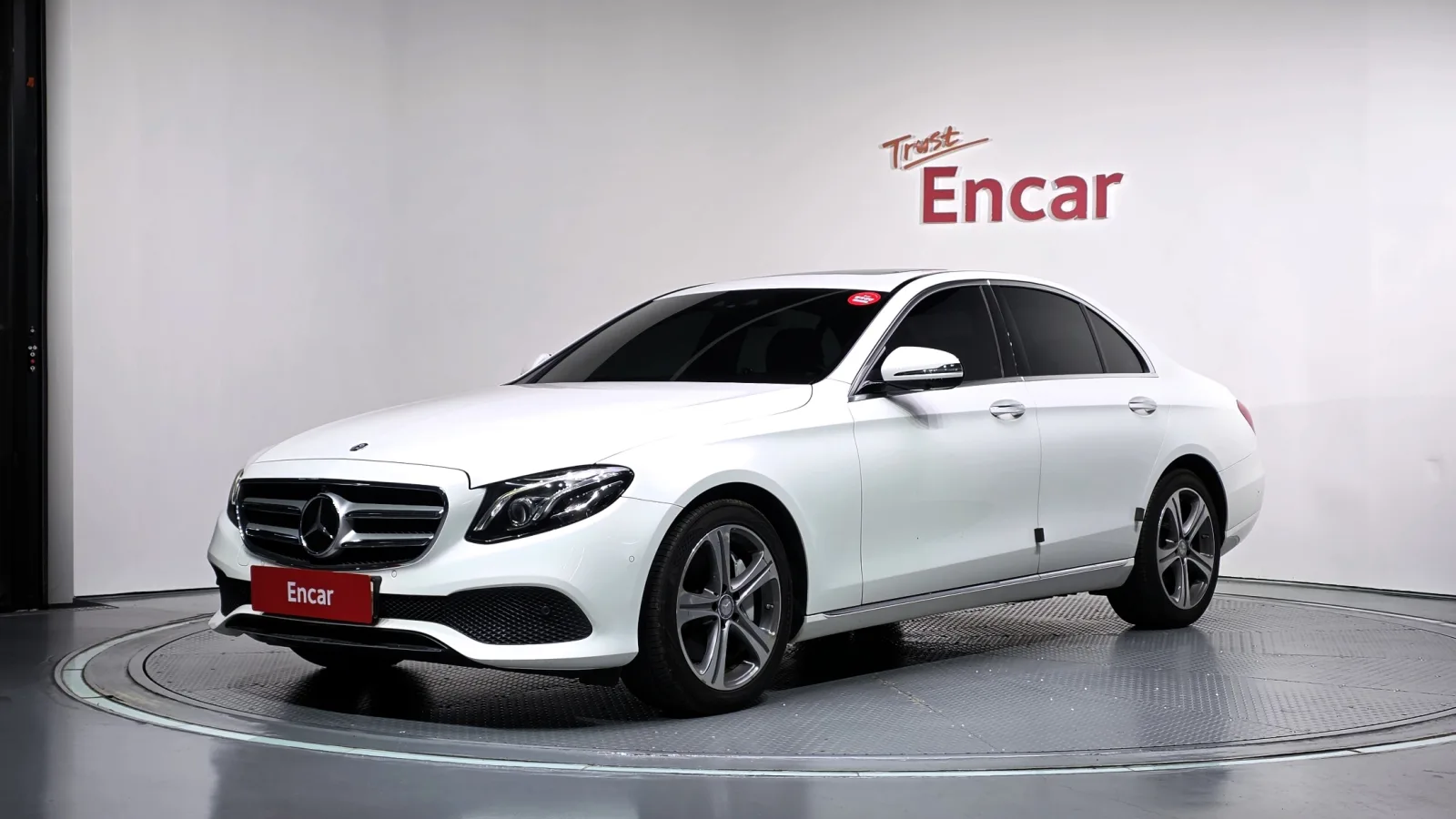2017 Mercedes-Benz E-Class