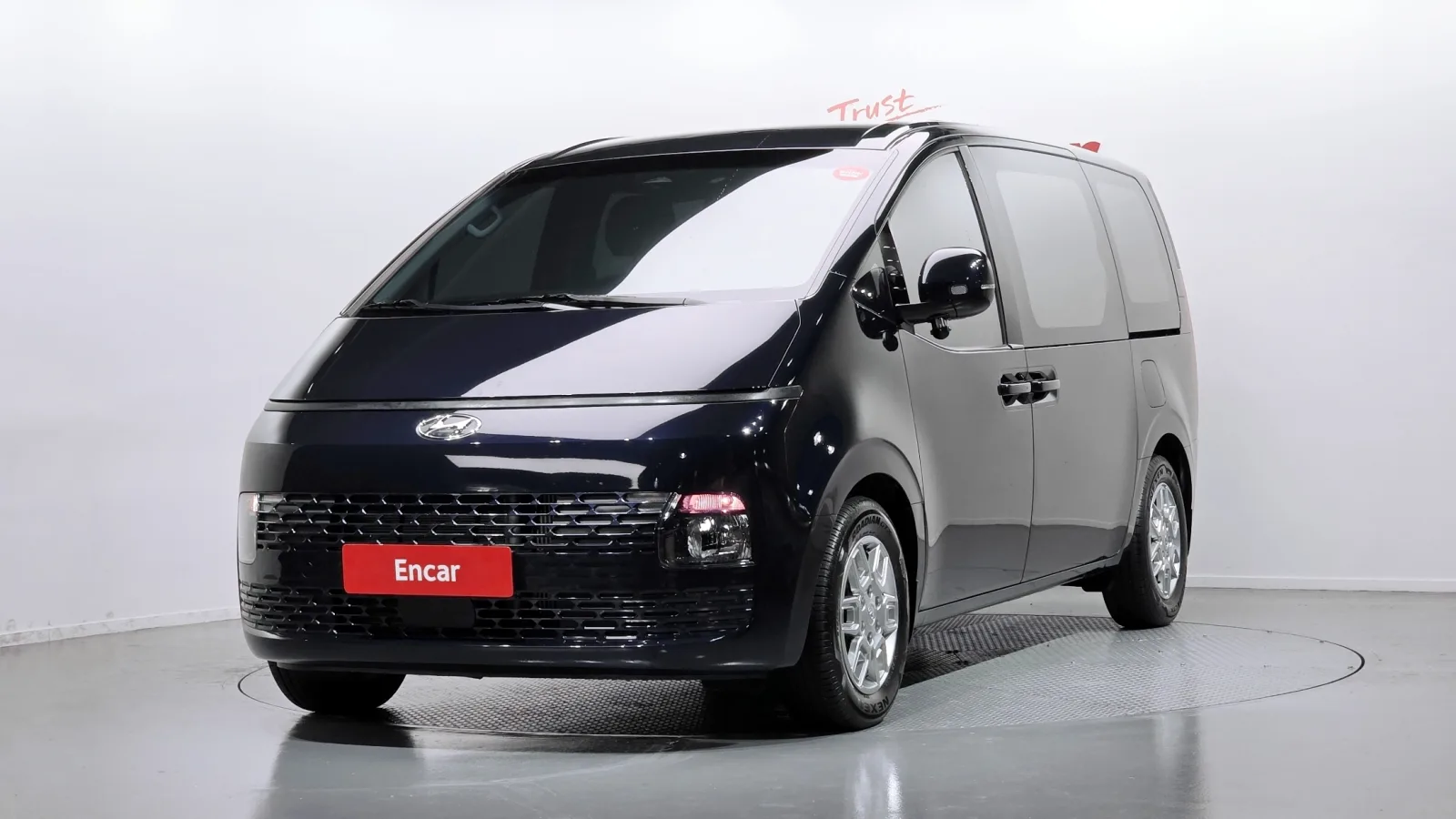 2024 Hyundai Staria