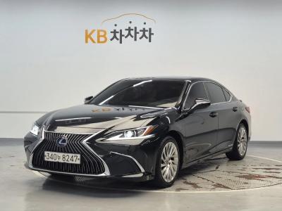 2020 Lexus ES