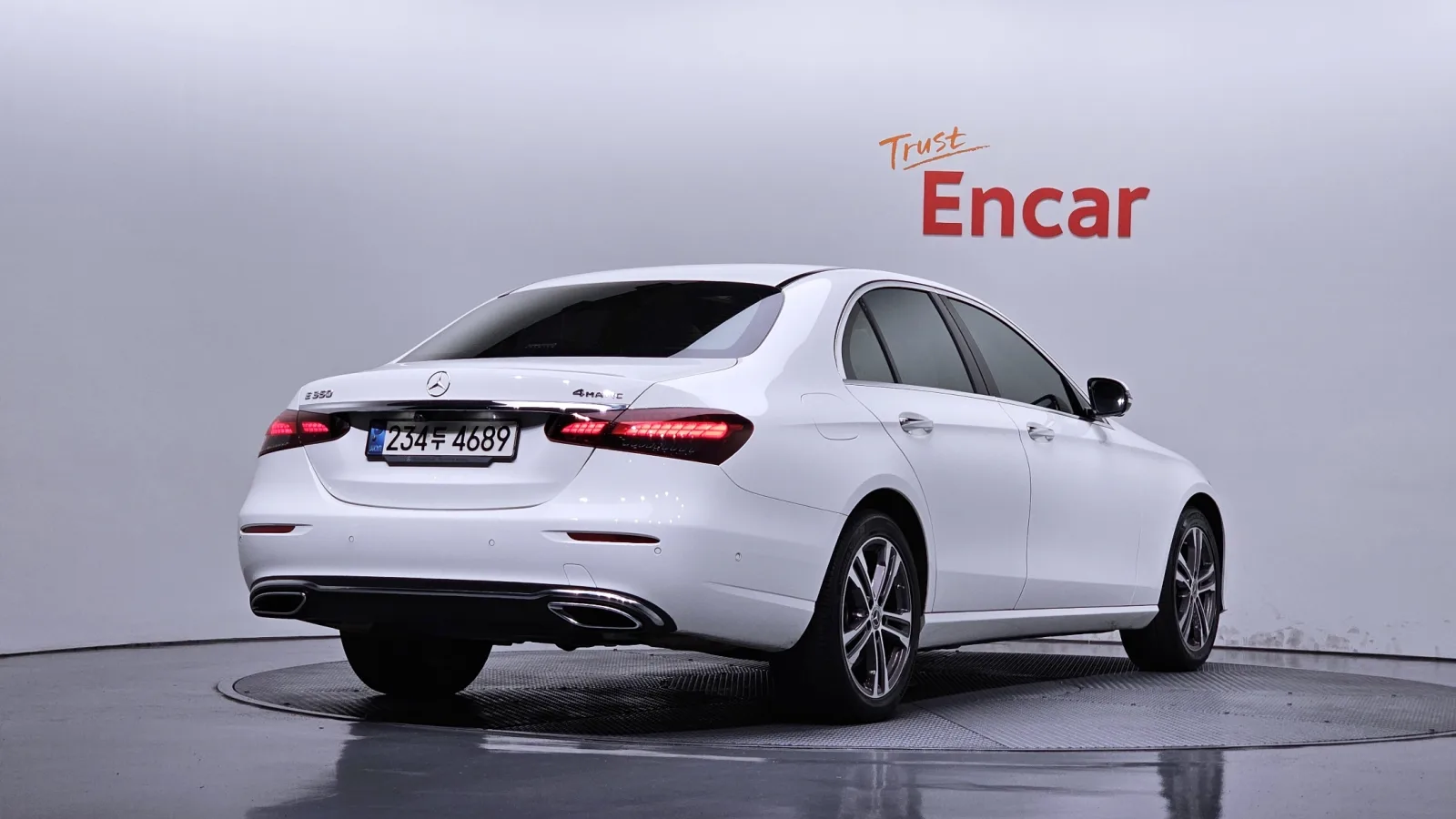 2021 Mercedes-Benz E-Class