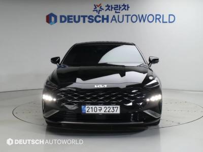 2023 Kia K8