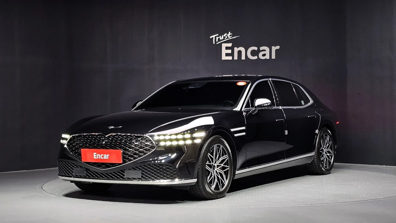2022 Genesis G90