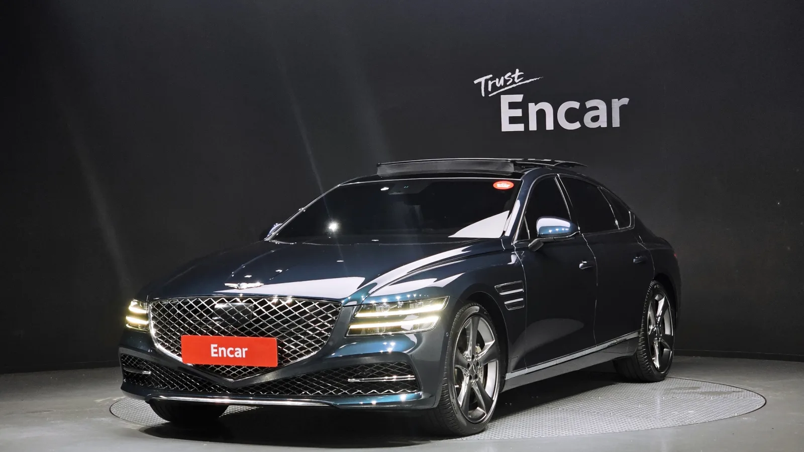 2023 Genesis G80