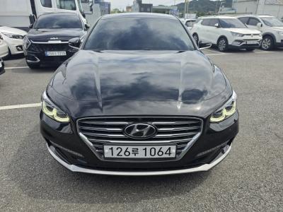 2018 Hyundai Grandeur