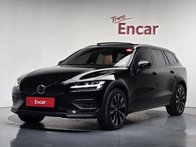2023 Volvo V60