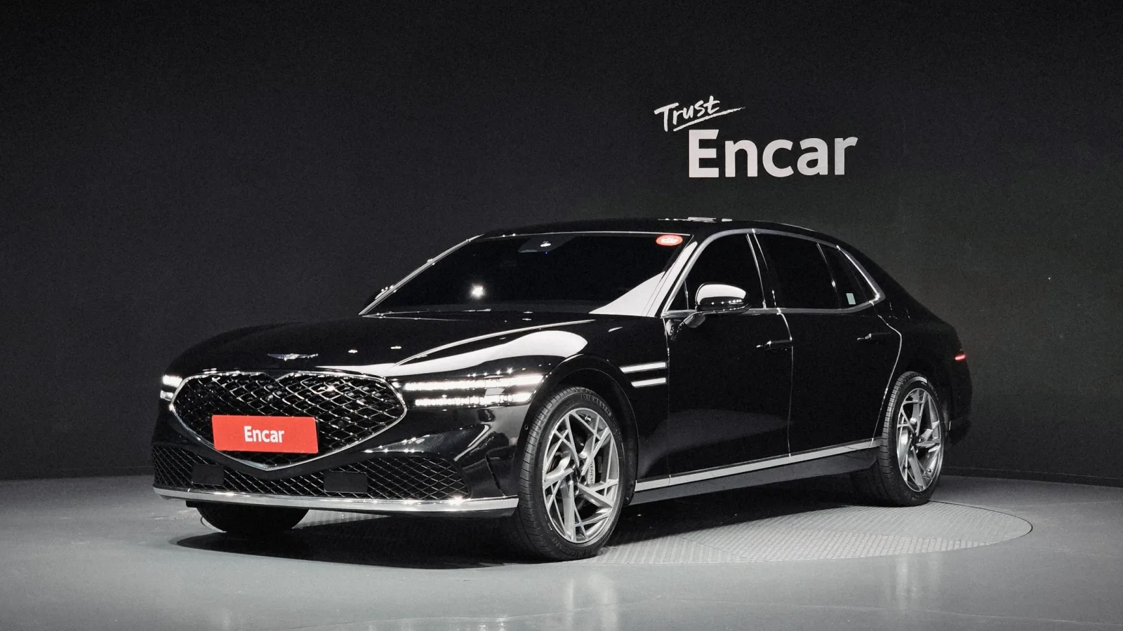 2022 Genesis G90
