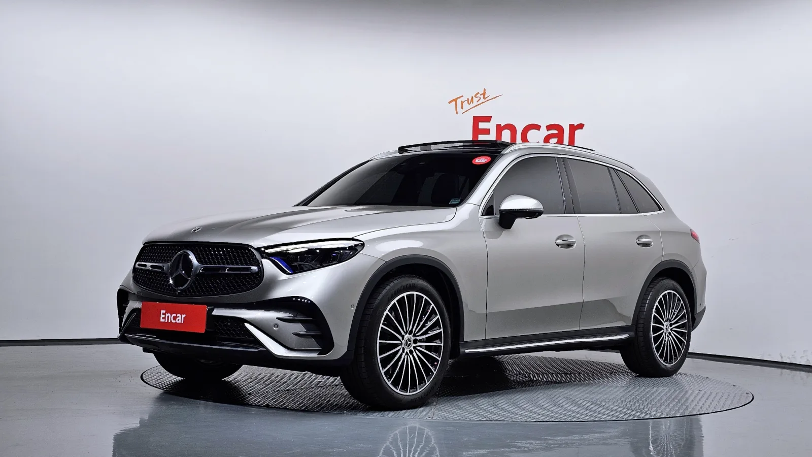 2024 Mercedes-Benz GLC-Class