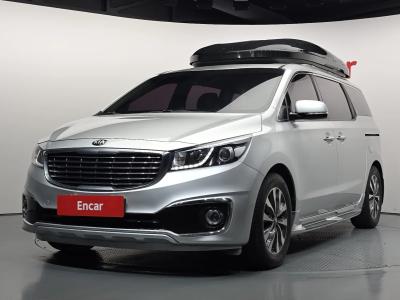 2015 Kia Carnival