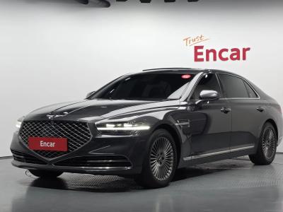 2021 Genesis G90