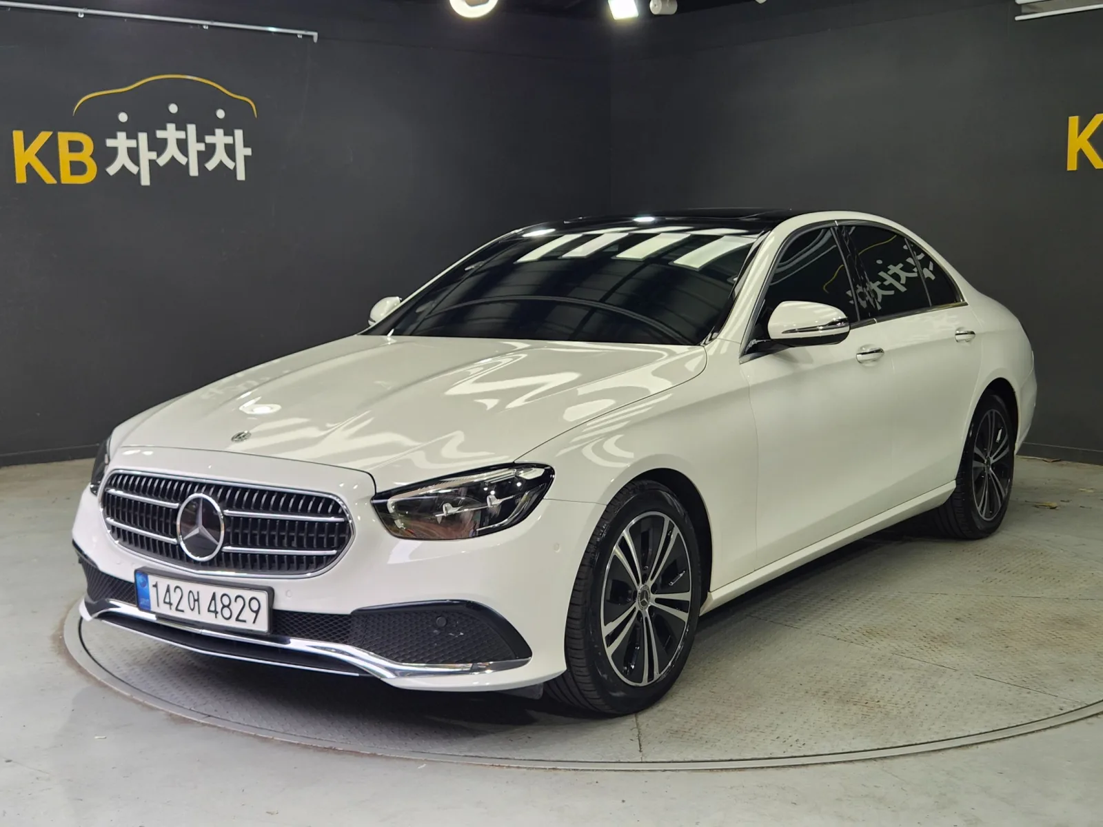 2021 Mercedes-Benz E-Class