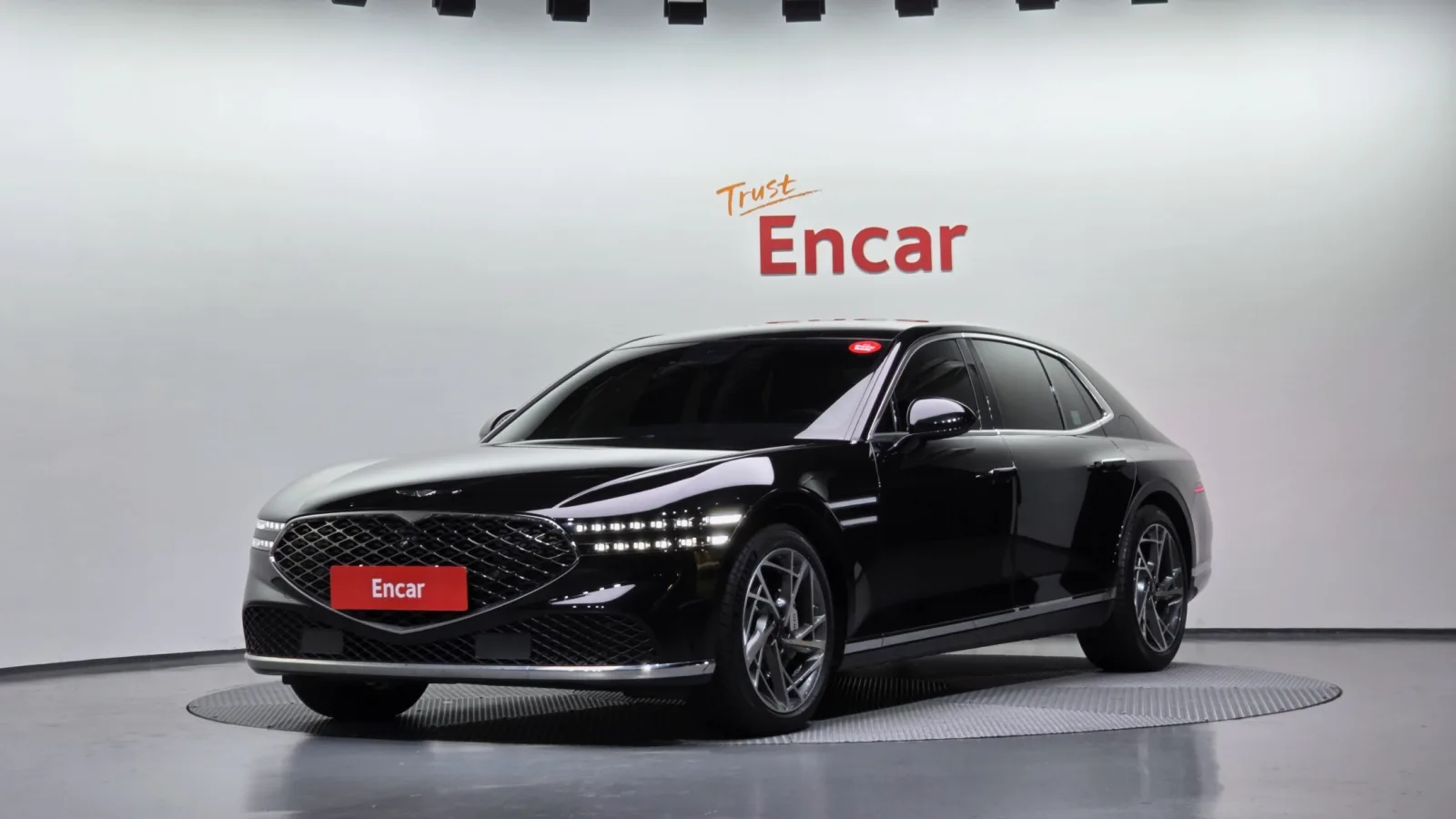 2023 Genesis G90