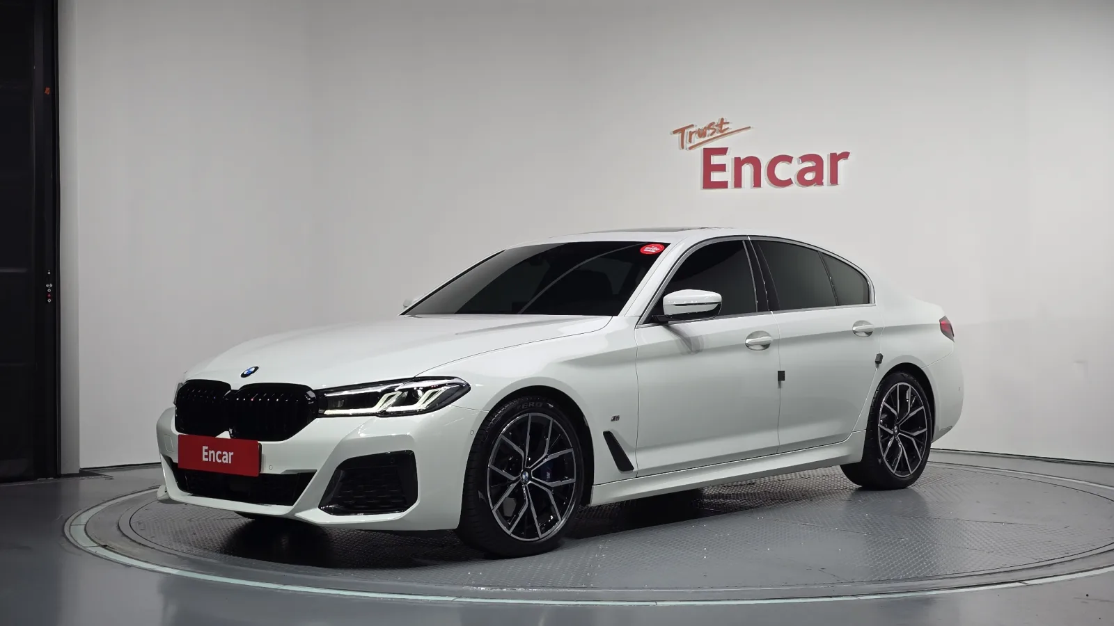 2022 BMW 5-Series
