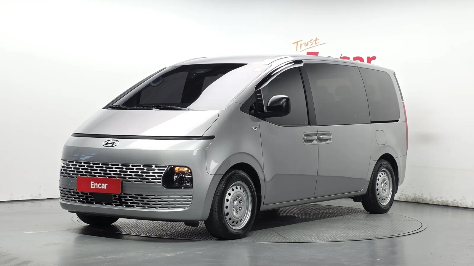 2022 Hyundai Staria
