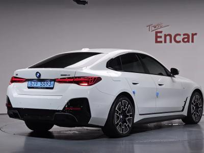 2025 BMW i4