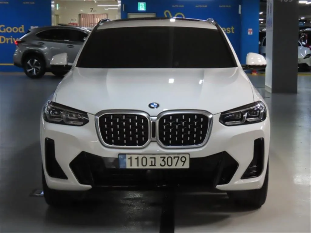 2022 BMW X4