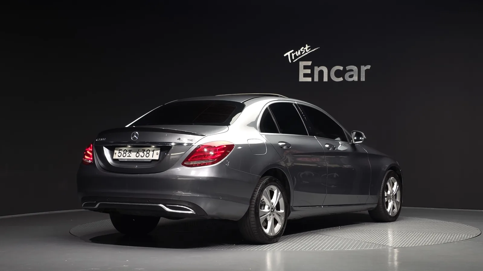 2018 Mercedes-Benz C-Class