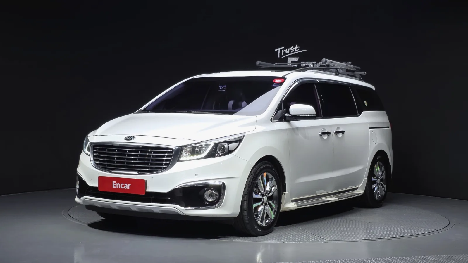 2017 Kia Carnival